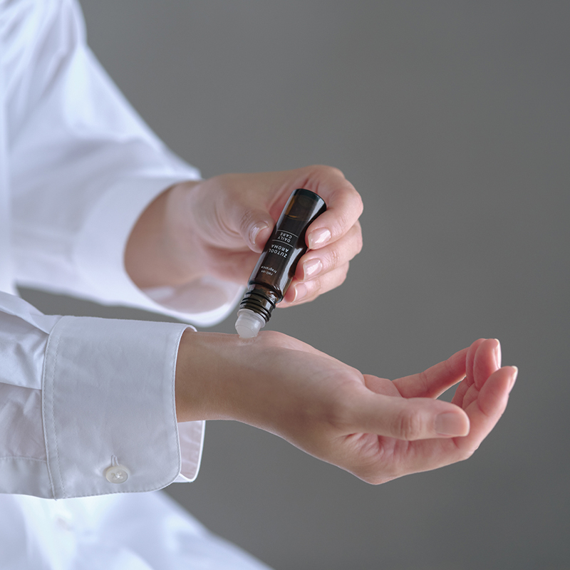 ロールオンフレグランス 頭痛ーるアロマ デイリーケア